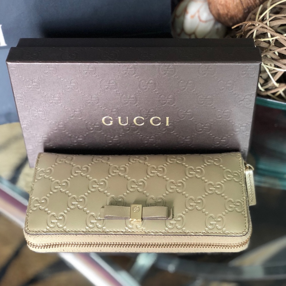 Gucci wallet